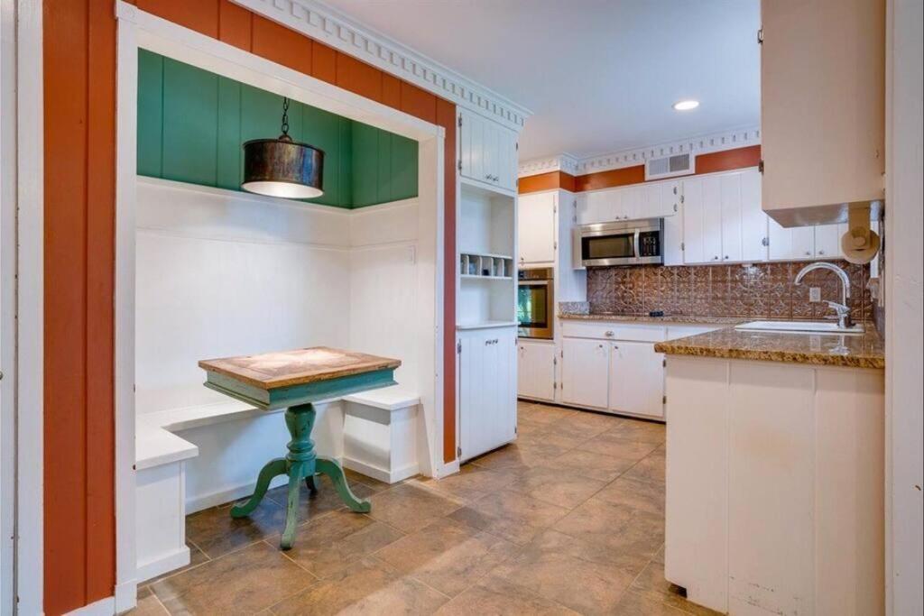 Elegant 6 Bedroom Home In Heart Of Memphis Zewnętrze zdjęcie